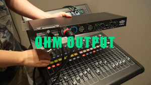 Deuahub audio amplifier CA propesyonal Digital Amplifier 550 Watts 2 Channels itulak ang 12 pulgadas peaker