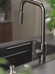 HIGOLD | Quick-Install Pull-Down Splatter-proof Kitchen Faucet 304 Stainless Steel