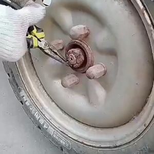 Wheel Hub Puller Motor Rear Brake Drum Removal Tricycle Penarik Hub Kit Alat Penghapus Drum Rem Belakang Rakitan