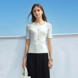 S·DEER | Slim Fit V-Neck Knitted Blouse