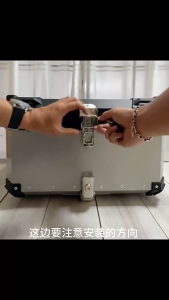 2PCS Motorcycle Trunk Storage Box Accessories Swivel Latch Rear Trunk Upper And Lower Lock Core