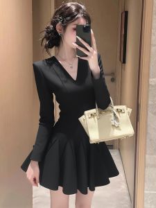 QFN | Elegant French Audrey Hepburn Style Black Slimming Dress with V-Neck and Waist-Cinching