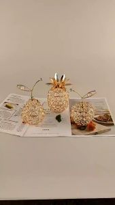 【Ready Stock】Crystal Nanas pear apple pajangan mewah swarlovsky Pir / Nanas / Apel Ornamen Kristal Buah / Dekorasi Ruang Tamu Kristal