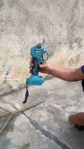 Kéo Cắt Tỉa Cành Cây Dùng Pin  Navara Không Chổi Than Chân Pin Phổ Thông Màn Hình Led