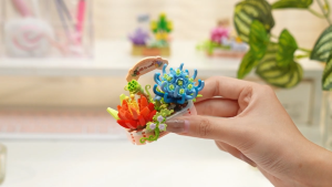 Year End Sales | KOCO Preserved Fresh Flower Jasmine 271pcs (KC02088) Micro Mini Succulents Building Brick Set