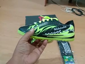 Sepatu Futsal Anak Laki Laki Perempuan Usia 2 - 5 6 - 10 Tahun PAUD TK SD Nomor Size 28 29 30 31 32 33 34 35 36 37-KIDZTUBS1530111723