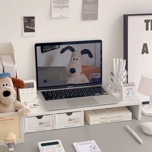 ชั้นวางจอคอม ที่วางโน๊ตบุ๊ค สีไม้ และสีขาว สีดำ วางจอคอม วางโน๊ตบุ๊คได้ ชั้นวางของ monitor table เก็บของ