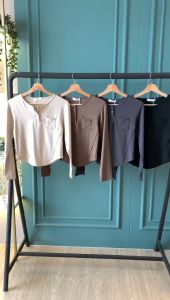 BL20706 Tiny Pocket Longsleeve Curve Top