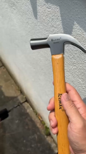Remax Claw Hammer With Wooden Handle (LOCAL STOCK)