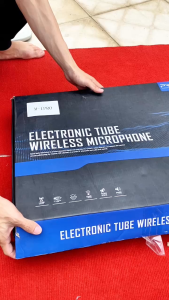 Micro Karaoke Không Dây M1 Pro Bóng Tube Biểu Diễn – Âm Trầm Sâu Bay Cao Phù Hợp Mọi Dòng Nhạc