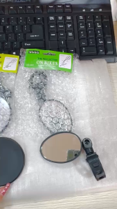 Gương chiếu hậu xoay 360° có thể điều chỉnh dây dùng được cho tất cả các dòng xe
