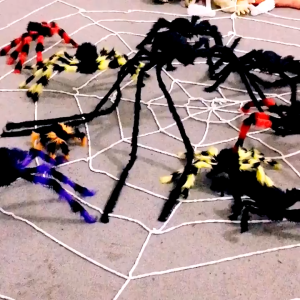 🔥พร้อมส่ง🔥30/75/125 ซม ชุดแมงมุมปลอม สีดํา สีสันสดใส สําหรับตกแต่งปาร์ตี้ฮาโลวีน