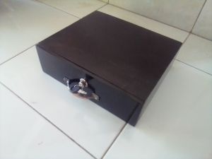 laci uang kasir / kotak tempat uang untuk toko warung. kayu jati. kuat halus. murah