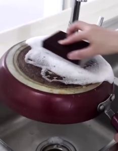 1 pcs Magic Sponge Emery Brush Foam Eraser Cleaner Descaling Cleaning Kitchen Pot Stain Rust Remove Brush 2105