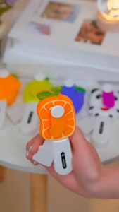 MD-C1313 Kipas Angin Anak Mini Fan Manual Genggam Karakter Buah Lucu Portabel / Mainan Kipas Angin