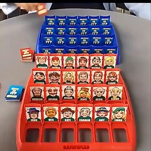 Guess who I am?Tabletop game guessing character chess board parent-child interactive logic training educational toy