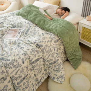 Warmth Added Bean Fleece Quilt