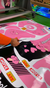 Decal Vario 160 Full Body 2022 Bahan Hologram Pelangi Chrome - Dekal Sticker Variasi Honda 160 CBS ABS 2022 2023 2024 Fullbody Motif Venom 14