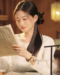 ZHOU LIU FU 周六福  24K Solid Gold Cultural Blessing Bracelet Bodhi Buddhist Prayer Charm Wooden Beads Stretch Bracelets for Men Women Jewelry Birthday Anniversary 18CM A1914668