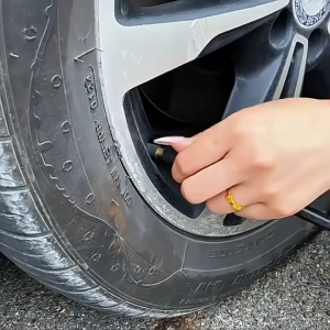 150PSI Air Pump Car Tyre Compressor 12V Electric Air Compressor Wireless Rechargeable With LED light