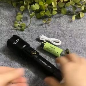 Đèn pin cầm tay Sny Japan 5 Chế Độ Chiếu Sáng Chống Nước Mã SP49