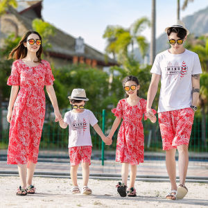 Summer Beach Family Matching Outfits Three to Four Members Holiday Vacation Set Mother Daughter Dresses Natural Cotton Korean Style