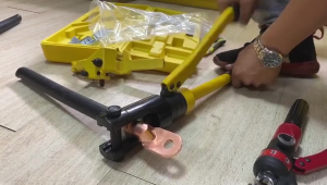 Kìm bấm cos thủy lực dây điện 16-240mm²kìm ép cos thủy lực YQK-240kìm ép cốt lục 12Tkìm thủy lực 10 bộ khuôn ép