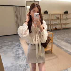 JUSTQUEEN | Áo Sơ Mi Thiết Kế Mới Cổ V Tay Bồng Phong Cách Pháp