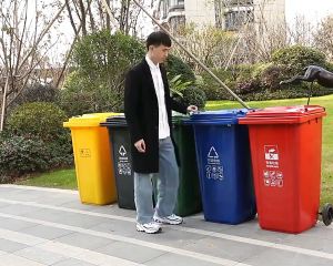 Versatile Size Trash Cans: A Guide to Food & Industrial Trash Solutions