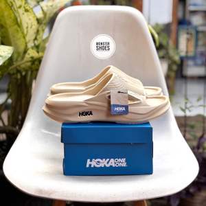 SANDAL HOKA ORIGINAL 100% KHAIKI CREAM SANDL SLIDE PRIA