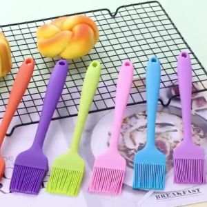BI - KUAS KUE SILIKON / SPATULA SILICONE SATUAN R699
