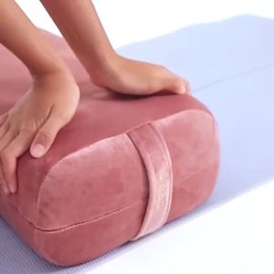 Yoga Pillow Firm Bolster Meditation Cushion Pillow Professional Yoga Cotton Quick Rebound Yoga Cushion Leg Support