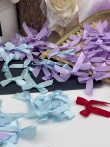 Nơ Ruy Băng Satin Polyester Nhỏ Màu Hồng Tươi 4cmx4cm Làm Thủ Công Trang Trí Màu Trơn Một Mặt Hoa Thủ Công