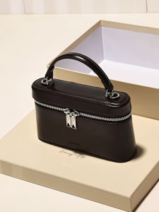 Luxury Leather Handbag Womens Crossbody Box Shape Fashionable French Style Soft Handle Modern Neutral Wind Summer New Arrival