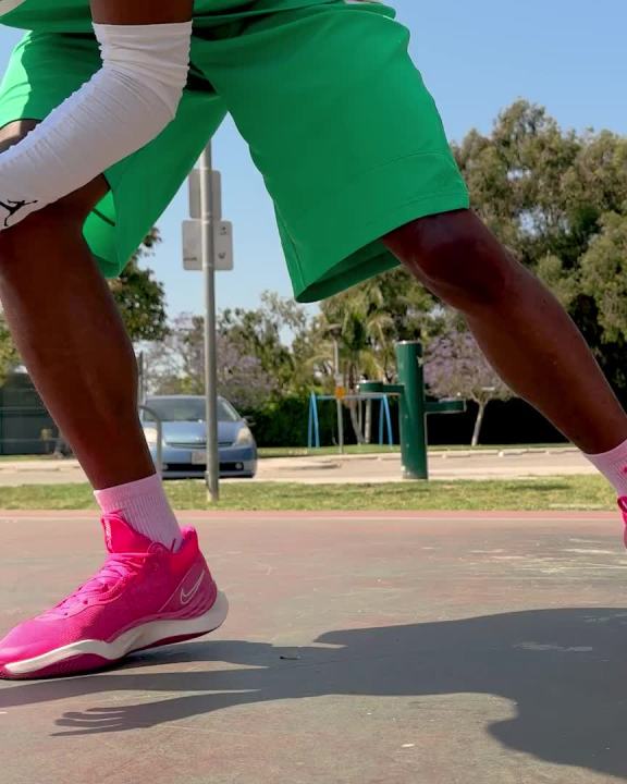 Nike Men's Elevate 3 Basketball Shoes - Barely Green
