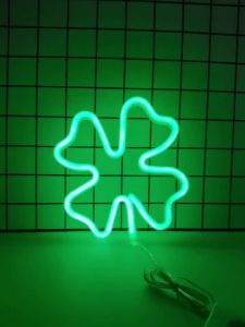 Green Clover LED Neon Sign USB/Battery Powered LED Light for Bedroom Room Decoration Gift Night Light Decoration Party Holiday