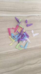 300 Chiếc Ống Ly Tâm 05ml Nhiều Màu Sắc Dùng Trong Phòng Thí Nghiệm Bảo Quản Hạt Giống Thiết Bị Giáo Dục