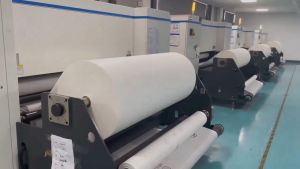 เสื้อโปโลแขนสั้นสบาย ๆ ในฤดูร้อนลายพิมพ์บางพอดีกับธุรกิจนักธุรกิจเสื้อผ้าสบาย ๆ ของผู้ชาย