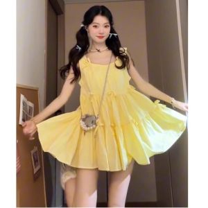 ชุดเดรสแขนกุดสีเหลือง กระโปรงสั้นทรงเอ ผูกโบว์ผีเสื้อ ทรงหลวม ฤดูใบไม้ร่วง 2025 แฟชั่นใหม่ ชุดเดรสผู้หญิง ชุดเดรสแขนกุด