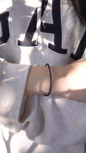 Minimalist Bracelet - Flint Stone Bracelet ขนาด 2 มม. สร้อยข้อมือ เชื้อกถัก ของ Siam Online Shop