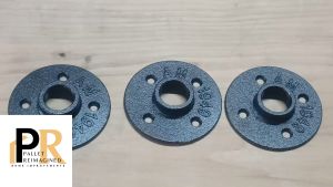1PC - Industrial Vintage Iron Pipe Flange Fittings – 1/2" 3/4" 1" Threaded Floor Flanges for DIY Furniture Shelves Pipe Legs & Home Décor