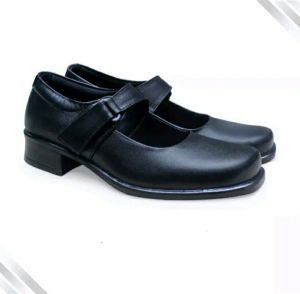 sepatu pantovel paskibra wanita kulit
