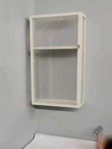 KOI ชั้นอเนกประสงค์ไม่ต้องเจาะกำแพง 3ชั้น ตู้เก็บของในครัว ตู้แขวนเครื่องสำอาง ห้องน้ำ ห้องครัว ชั้นติดผนัง กันฝุ่น สีดำ/สีขาว