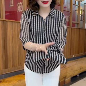 Kababaihang middle age kaswal na shirt kasama ang laki ng maluwag na korean style three-quarters sleeve checked blouses women lapel tops