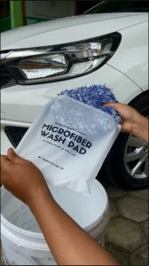 Busa Cuci Mobil - WASH PAD MICROFIBER PREMIUM - BeCare Detailing - Sponge Cuci Mobil - Sarung Tangan Cuci Mobil Wash & Wax - Premium Washmitt - Car Wash - Auto Detailing - Car Wash Shampoo - WashMitt Microfiber Glove