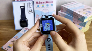 Đồng Hồ D33 Định Vị Trẻ Em Gọi Video Định Vị GPS Gắn SIM 4G Giao Diện Tiếng Việt