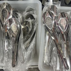 Thickened 304 Stainless Steel Spoons New Chinese Style Deep Flat Bottom Spoons Home Use Adult Eating Soup Spoons Full 38 Yuan