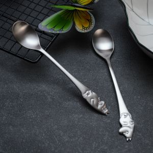 Food Grade 304 Stainless Steel Spoon with Unique Hippo Handle for Kids Learning to Eat And Drink Soup Cute Cartoon Design