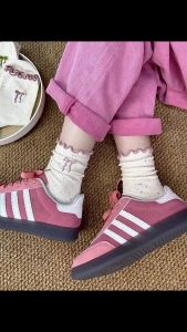 ถุงเท้าขอบเชื้อราสำหรับผู้หญิง ถุงเท้ายาวถึงกลางน่องในฤดูใบไม้ผลิและฤดูใบไม้ร่วงพร้อมโบว์ปัก