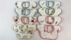 ins Yếm trẻ em bán chạy a Yếm trẻ em in hình cánh hoa có viền màu giống như bông đồ dùng cho mẹ và bé